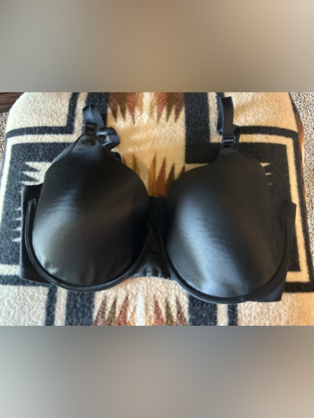 Olga Black Underwire Smooth T-Shirt Bra with Molded Cups